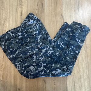 U.S. Navy Blue Genuine Pants Large L Regular Working Uniform Seals Military Camo